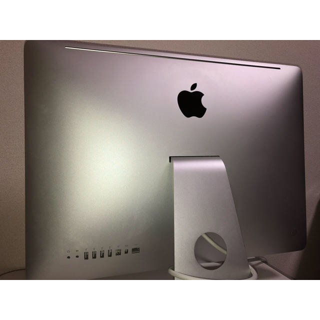 Mac (Apple)(マック)の本日限定特価 iMac 2010 21.5/i5/8GB/1TB  スマホ/家電/カメラのPC/タブレット(デスクトップ型PC)の商品写真