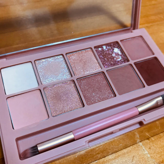 PRO EYE PALETTE コスメ/美容のベースメイク/化粧品(アイシャドウ)の商品写真