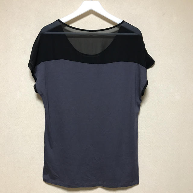 UNIQLO(ユニクロ)のシンプル.デザインTシャツ シースルー 肩透け感 フレンチスリーブ レディースのトップス(Tシャツ(半袖/袖なし))の商品写真