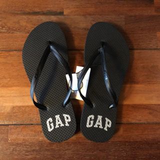 ギャップ(GAP)のGAP ビーチサンダル ビーサン 黒 新品未使用(ビーチサンダル)