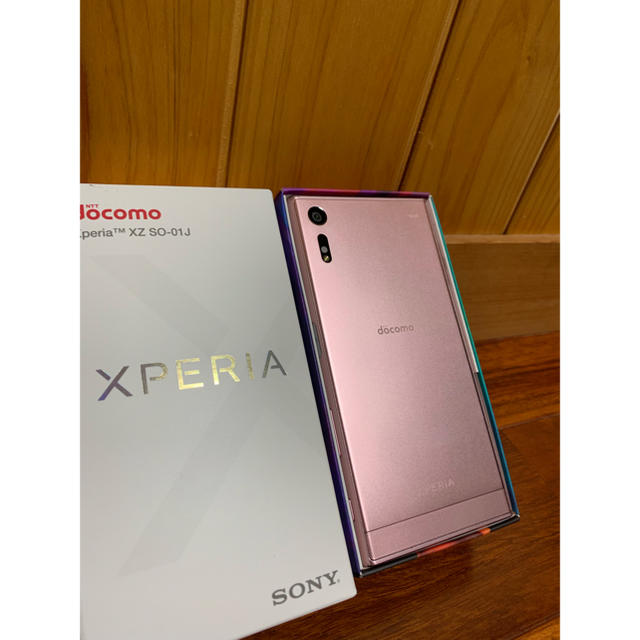 SONY - Xperia XZ pink docomoの通販 by 山副隆弘's shop｜ソニーならラクマ 安い新品