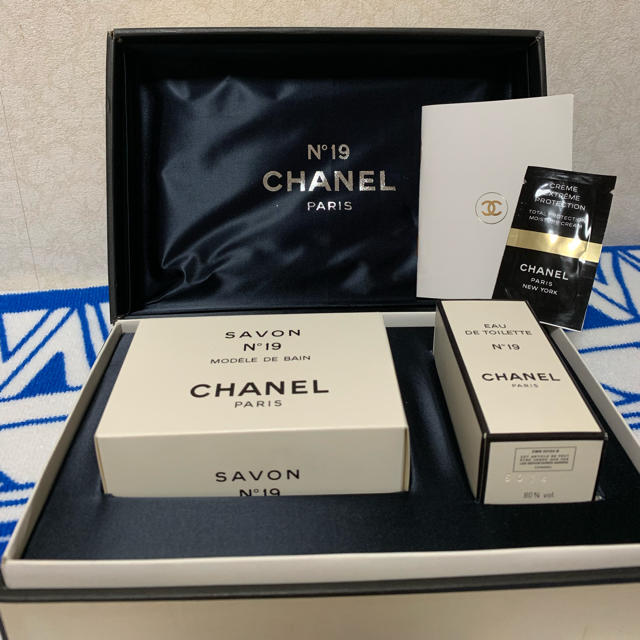 CHANEL(シャネル)のkasumi様専用 コスメ/美容のボディケア(ボディソープ/石鹸)の商品写真