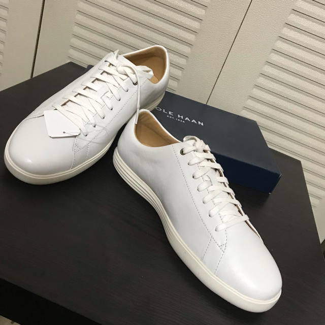 Cole Haan(コールハーン)の白 27.5 コールハーン COLE HAAN グランド クロスコート Ⅱ メンズの靴/シューズ(スニーカー)の商品写真