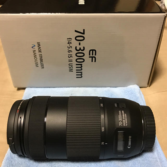 EF70-300mm F4-5.6 IS II USM 望遠ズームレンズ-