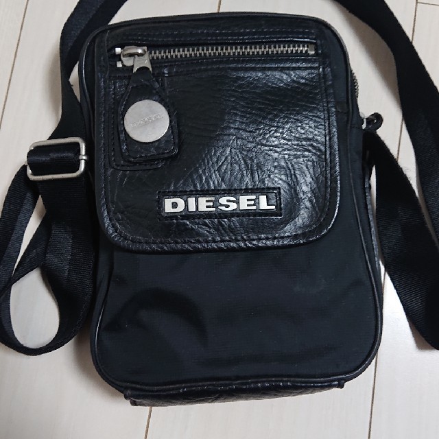 DIESEL(ディーゼル)の【美品・良品】DIESEL ショルダーバッグ  メンズのバッグ(ショルダーバッグ)の商品写真