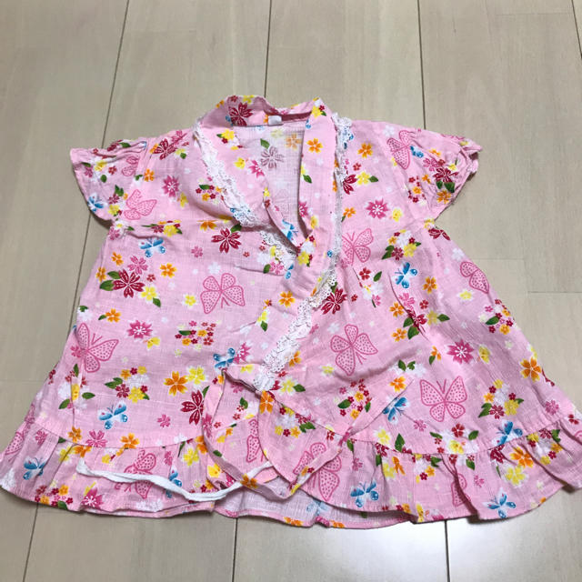 西松屋(ニシマツヤ)の女の子 100サイズ 甚平さん キッズ/ベビー/マタニティのキッズ服女の子用(90cm~)(甚平/浴衣)の商品写真