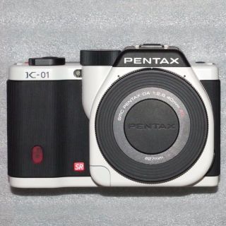 PENTAX K-01 レンズキット DA 40mm F2.8 XS付 良品