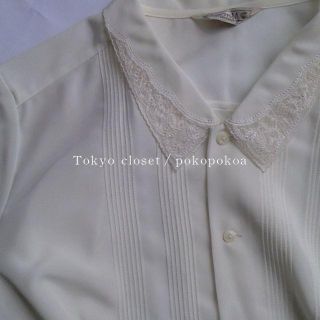 ロキエ(Lochie)の超美品  涼ブラウス　ホワイト　レース　襟　タック　　Vintage(シャツ/ブラウス(長袖/七分))