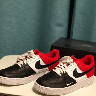 ナイキ(NIKE)のNIKE AIR FORCE 1(スニーカー)