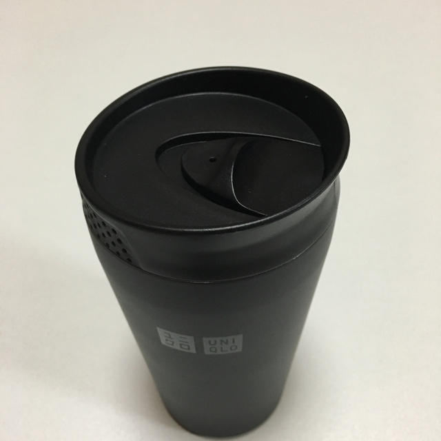 UNIQLO(ユニクロ)のユニクロ マグボトル インテリア/住まい/日用品のキッチン/食器(タンブラー)の商品写真