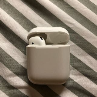 アップル(Apple)のAirPods 左のみ(ヘッドフォン/イヤフォン)