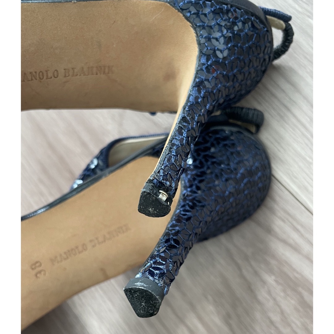 MANOLO BLAHNIK(マノロブラニク)の2度のみ着用  定価13万以上 マノロブラニク サンダル パンプス 靴 38 レディースの靴/シューズ(サンダル)の商品写真