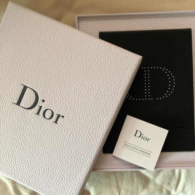 Dior - Dior:折りたたみミラーの通販 by 9月25日まで出品🌻｜ディオールならラクマ