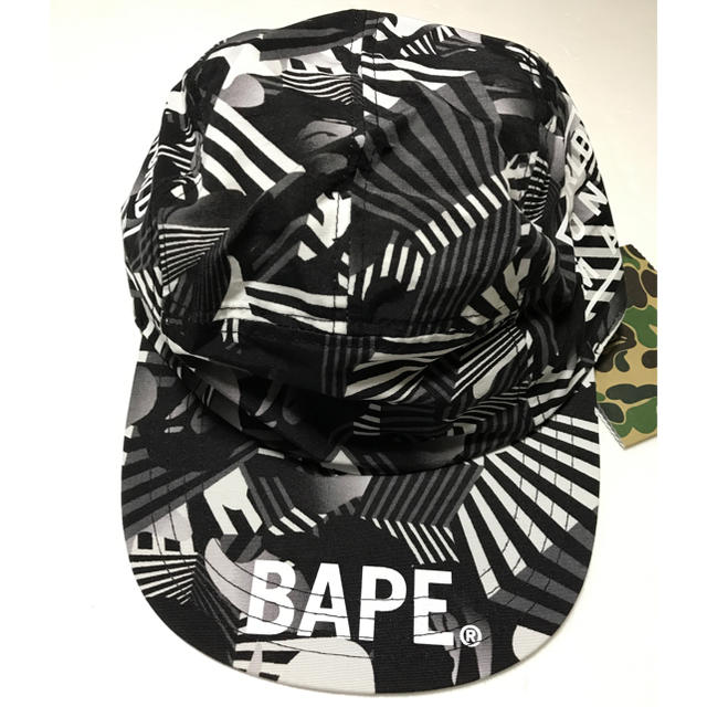 A BATHING APE(アベイシングエイプ)の廃盤レア新品未使用 BAPE キャップ A BATHING APE モザイクカモ メンズの帽子(キャップ)の商品写真