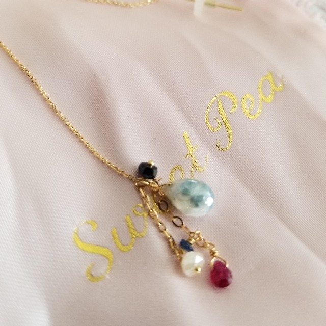 Sweet Peaスイートピー18kと天然石トリコロールカラーピアス | www