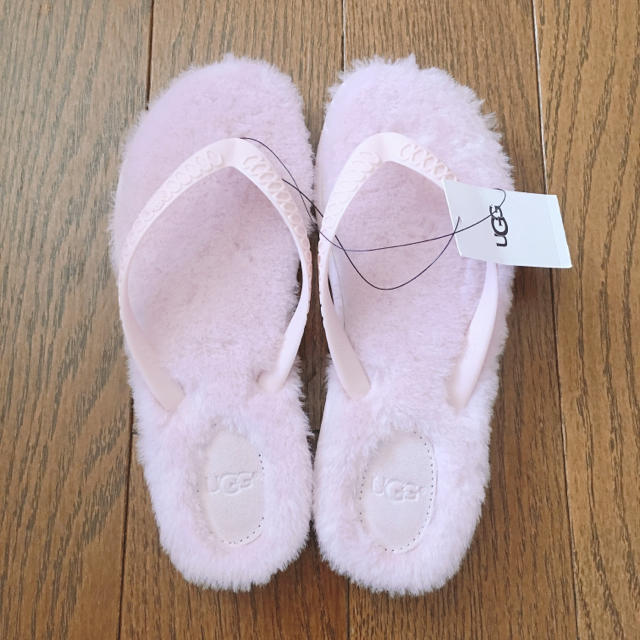 UGG(アグ)のugg♡ビーチサンダル.ピンク レディースの靴/シューズ(ビーチサンダル)の商品写真