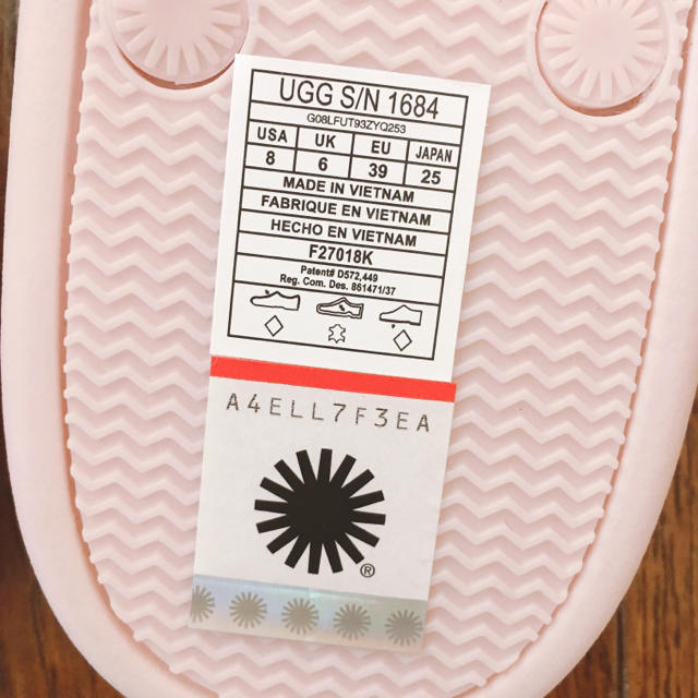 UGG(アグ)のugg♡ビーチサンダル.ピンク レディースの靴/シューズ(ビーチサンダル)の商品写真