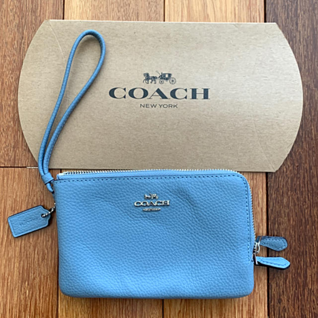 COACH(コーチ)の値下げ!!新品☆COACH☆ダブルコーナージップポーチ☆ レディースのファッション小物(ポーチ)の商品写真