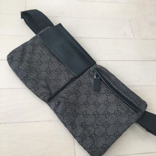 グッチ(Gucci)のGUCCI ウエストポーチ(ボディバッグ/ウエストポーチ)