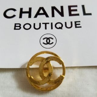 シャネル(CHANEL)のシャネル　ゴールド　金　ボタン(各種パーツ)