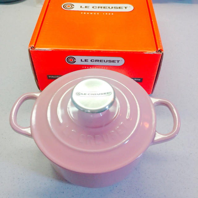 LE CREUSET(ルクルーゼ)のLE CREUSET♡     ココットロンド 14センチ インテリア/住まい/日用品のキッチン/食器(鍋/フライパン)の商品写真