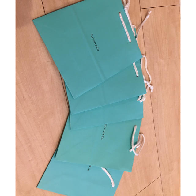 Tiffany & Co.(ティファニー)のティファニー☆紙袋 レディースのバッグ(ショップ袋)の商品写真
