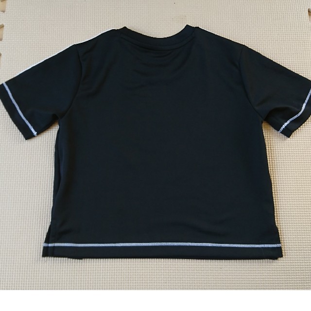 adidas(アディダス)の【新品】アディダス Tシャツ  キッズ/ベビー/マタニティのキッズ服女の子用(90cm~)(Tシャツ/カットソー)の商品写真