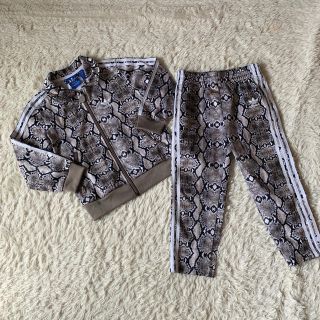 アディダス(adidas)のadidas パイソン柄ジャージ 3-4Y 4T(その他)