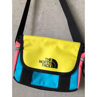 ザノースフェイス(THE NORTH FACE)のTHE NORTH FACE メッセンジャーバッグ 特別セール 値下げしました(メッセンジャーバッグ)