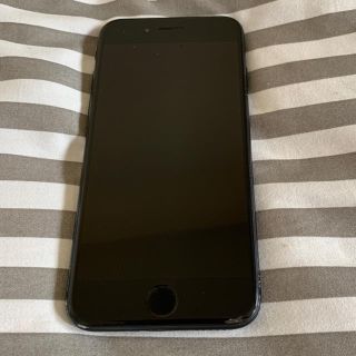 アップル(Apple)のiPhone 7 32gb (スマートフォン本体)