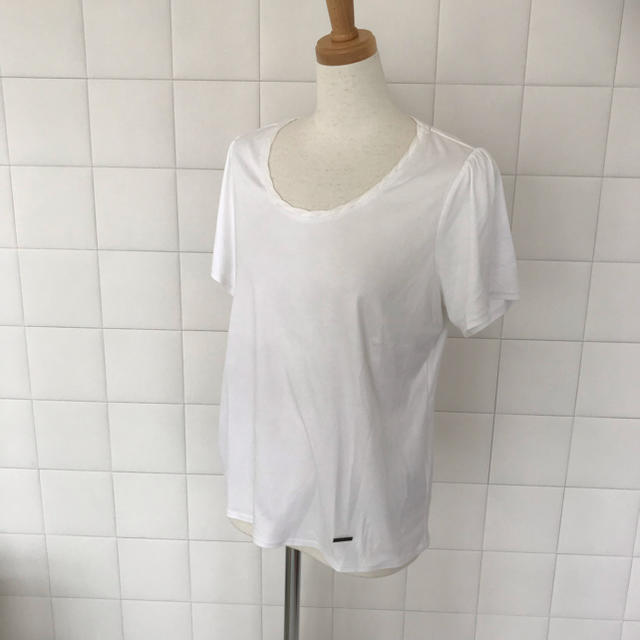 BURBERRY(バーバリー)の美品❤️バーバリー ロンドン シルク Tシャツ  レディースのトップス(Tシャツ(半袖/袖なし))の商品写真