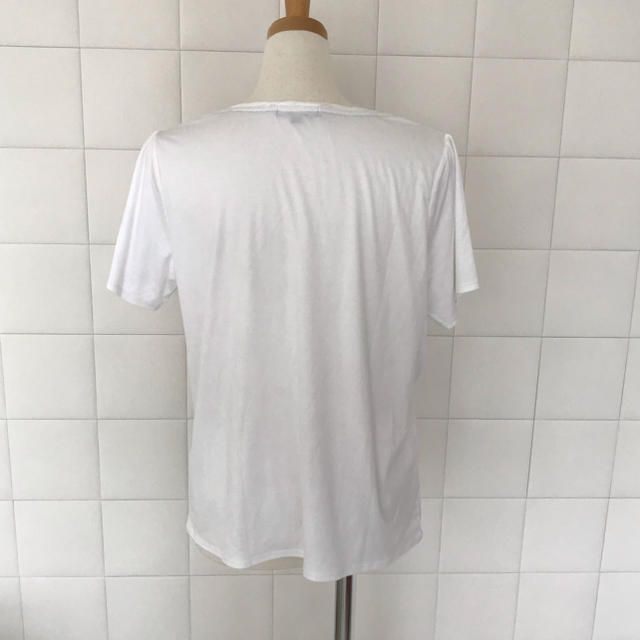BURBERRY(バーバリー)の美品❤️バーバリー ロンドン シルク Tシャツ  レディースのトップス(Tシャツ(半袖/袖なし))の商品写真