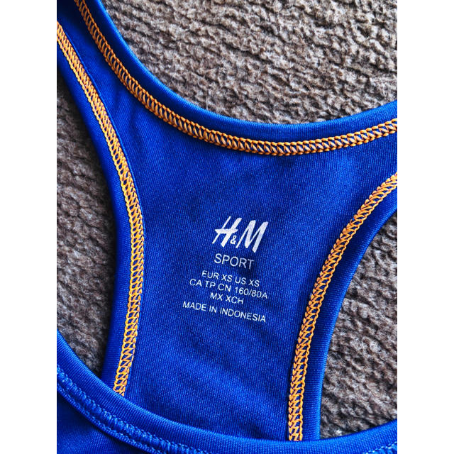 H&M(エイチアンドエム)のH&M ウェア スポーツ/アウトドアのランニング(ウェア)の商品写真