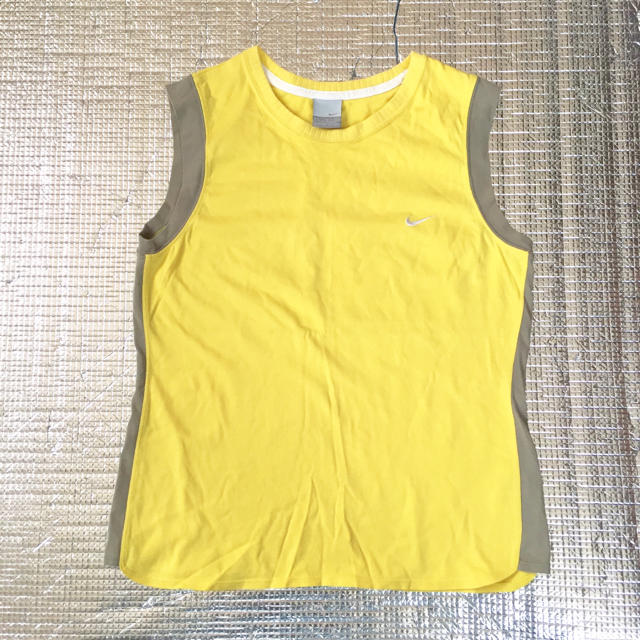 NIKE(ナイキ)のナイキ   ノースリーブ Tシャツ レディースのトップス(Tシャツ(半袖/袖なし))の商品写真