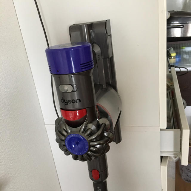 絶妙なデザイン Dyson - ダイソンV8 掃除機 - sanmartinbakery.us