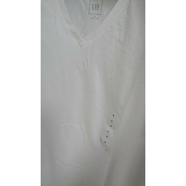 GAP(ギャップ)のgap  未使用 3枚組 Tシャツ Vネック  メンズのトップス(Tシャツ/カットソー(半袖/袖なし))の商品写真