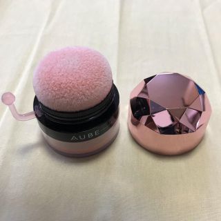 オーブクチュール(AUBE couture)のnatsumi様 専用です！    AUBE ぽんぽんチーク    レッド435(チーク)