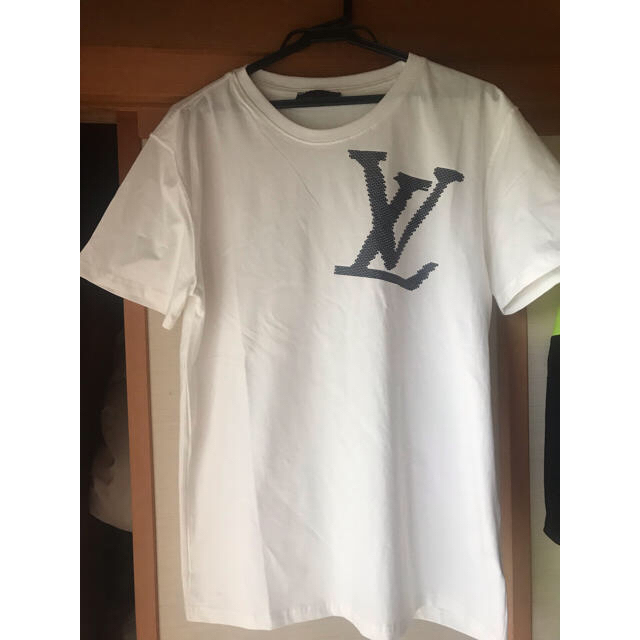LOUIS VUITTON(ルイヴィトン)のビトンtシャツ メンズのトップス(Tシャツ/カットソー(半袖/袖なし))の商品写真