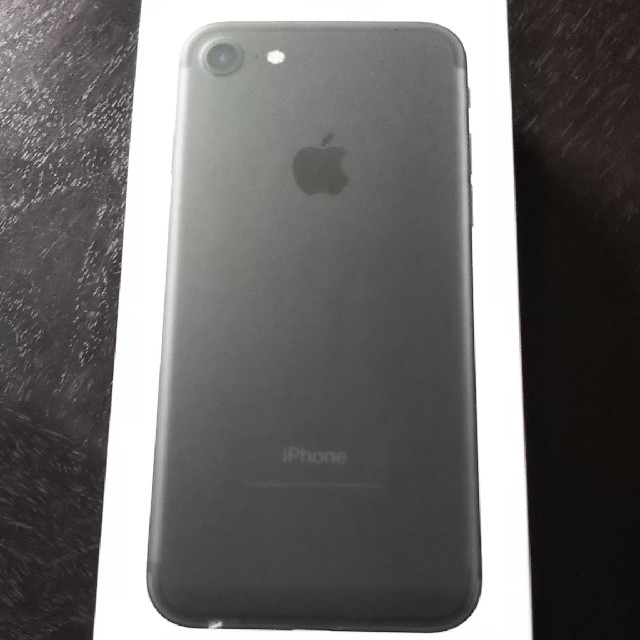 ①未開封 SIMフリー docomo iPhone7 32gb ブラック - スマートフォン本体