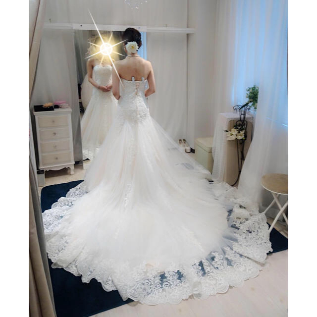 Vera Wang(ヴェラウォン)のあり様専用　YNSウェディングドレス　クリーニング済　マーメイド ロングトレーン レディースのフォーマル/ドレス(ウェディングドレス)の商品写真
