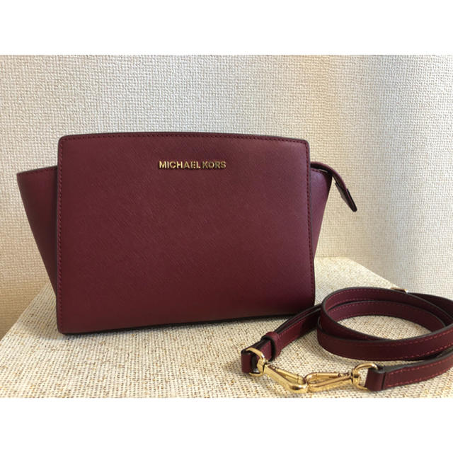MICHAEL KORS - セルマ ミディアムメッセンジャー