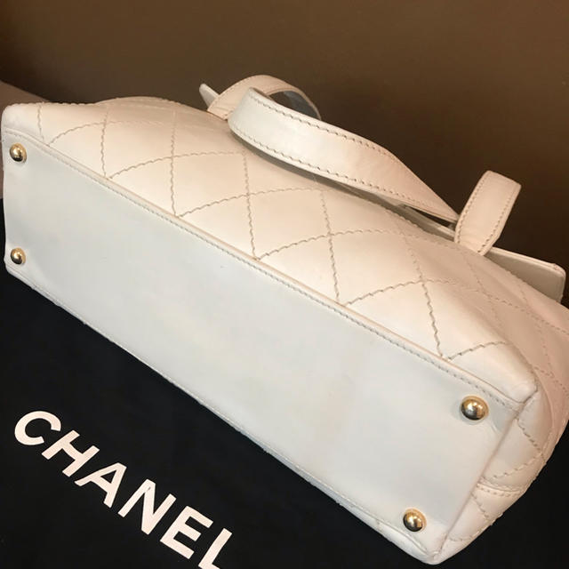 CHANEL(シャネル)の正規品 シャネル ショルダーバッグ ワイルドステッチ レディースのバッグ(ショルダーバッグ)の商品写真