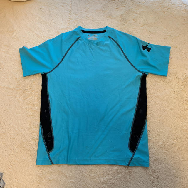 UNDER ARMOUR(アンダーアーマー)のアンダーアーマーティシャツ水色 メンズのトップス(Tシャツ/カットソー(半袖/袖なし))の商品写真