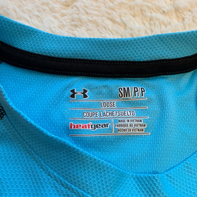 UNDER ARMOUR(アンダーアーマー)のアンダーアーマーティシャツ水色 メンズのトップス(Tシャツ/カットソー(半袖/袖なし))の商品写真