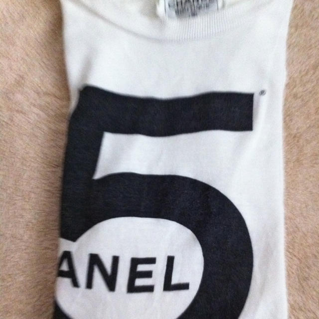 CHANEL - シャネルNo.5 非売品Tシャツの通販 by maroon5｜シャネルならラクマ