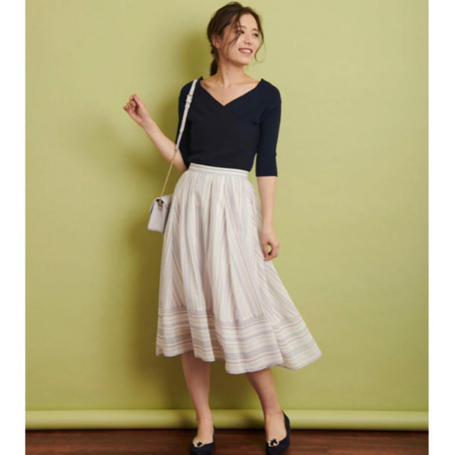 Noela(ノエラ)のノエラ ストライプ スカート 新品 アプワイザー ジャスグリッティー　ZARA レディースのスカート(ひざ丈スカート)の商品写真