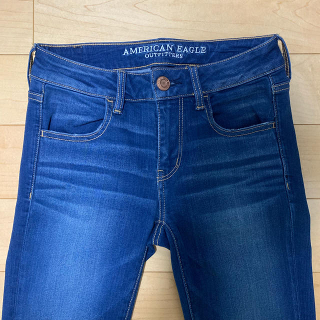 American Eagle(アメリカンイーグル)のアメリカンイーグル ジェギングスキニーデニム sizeUS2S  B13 レディースのパンツ(スキニーパンツ)の商品写真