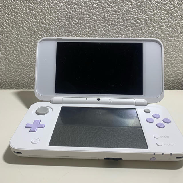 ニンテンドー2DS(ニンテンドー2DS)のNintendo 2DS LL エンタメ/ホビーのゲームソフト/ゲーム機本体(携帯用ゲーム機本体)の商品写真