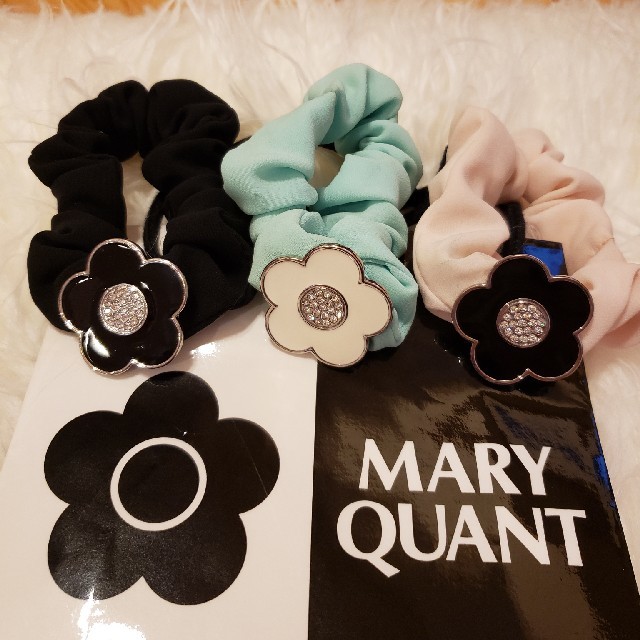 MARY QUANT(マリークワント)のマリークワントヘアシュシュ レディースのヘアアクセサリー(ヘアゴム/シュシュ)の商品写真