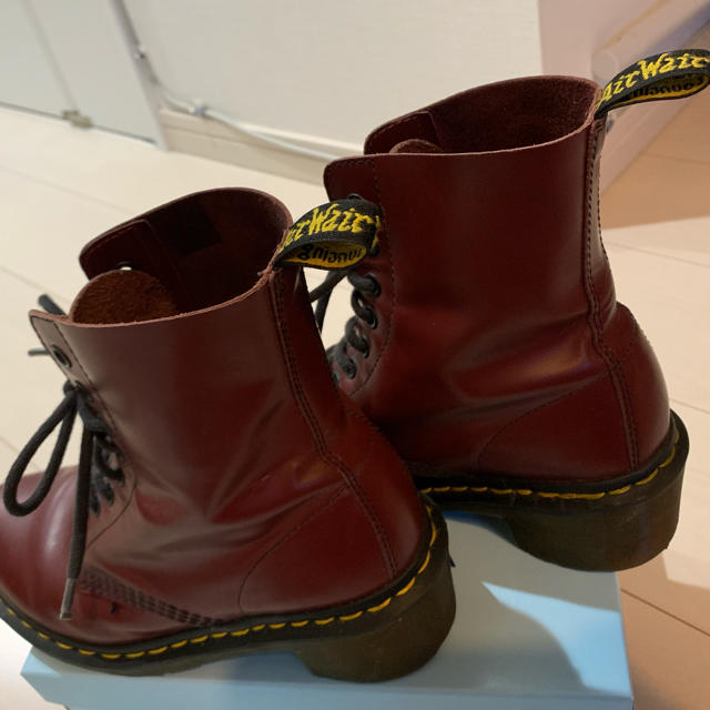 Dr.Martens(ドクターマーチン)の限定品Dr.Martin 8ホール/チェリーレッド レディースの靴/シューズ(ブーツ)の商品写真